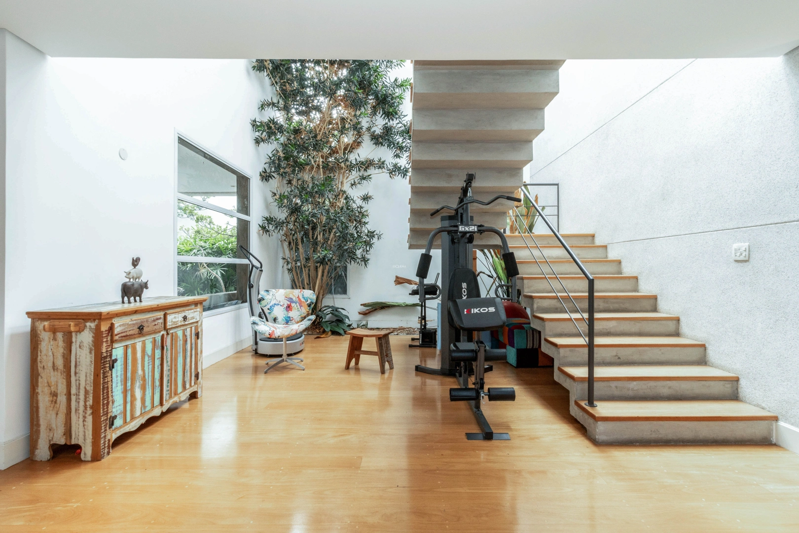 Casa com reforma moderna e sustentável - Imagem 9