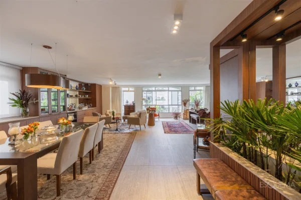 Apartamento em edifício bem localizado no Jardim Paulista