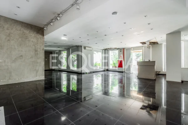 Imóvel comercial, com testada de 50m2 - Zcor2