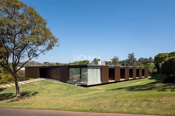 Casa ampla e com projeto moderno
