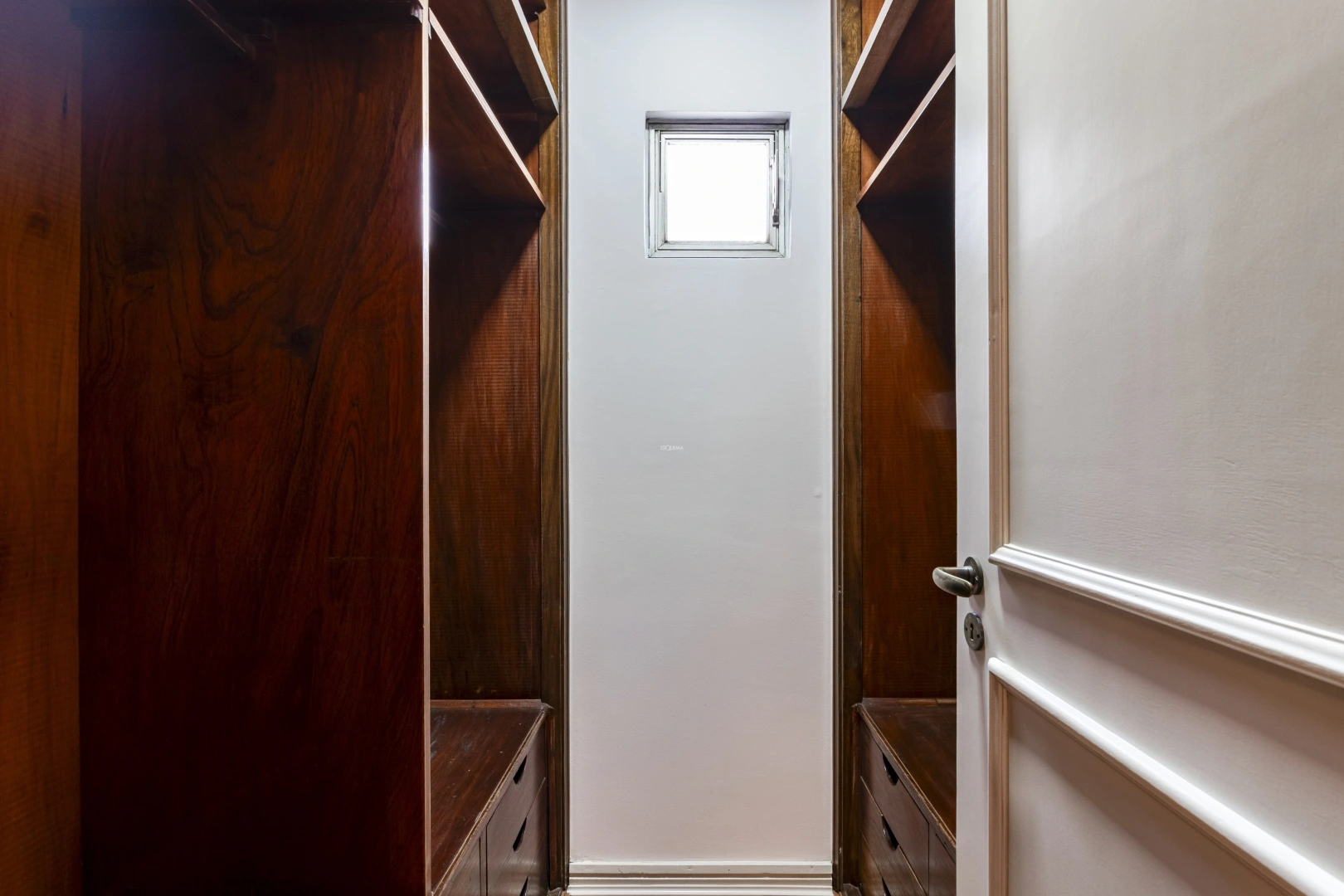 Apartamento espaçoso, localizado na parte baixa do Jardins - Imagem 10