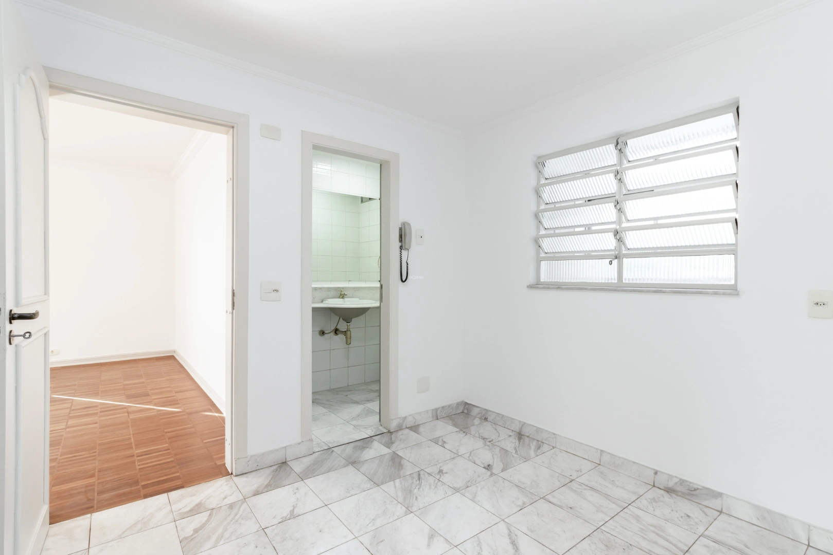 Apartamento espaçoso, localizado na parte baixa do Jardins - Imagem 15