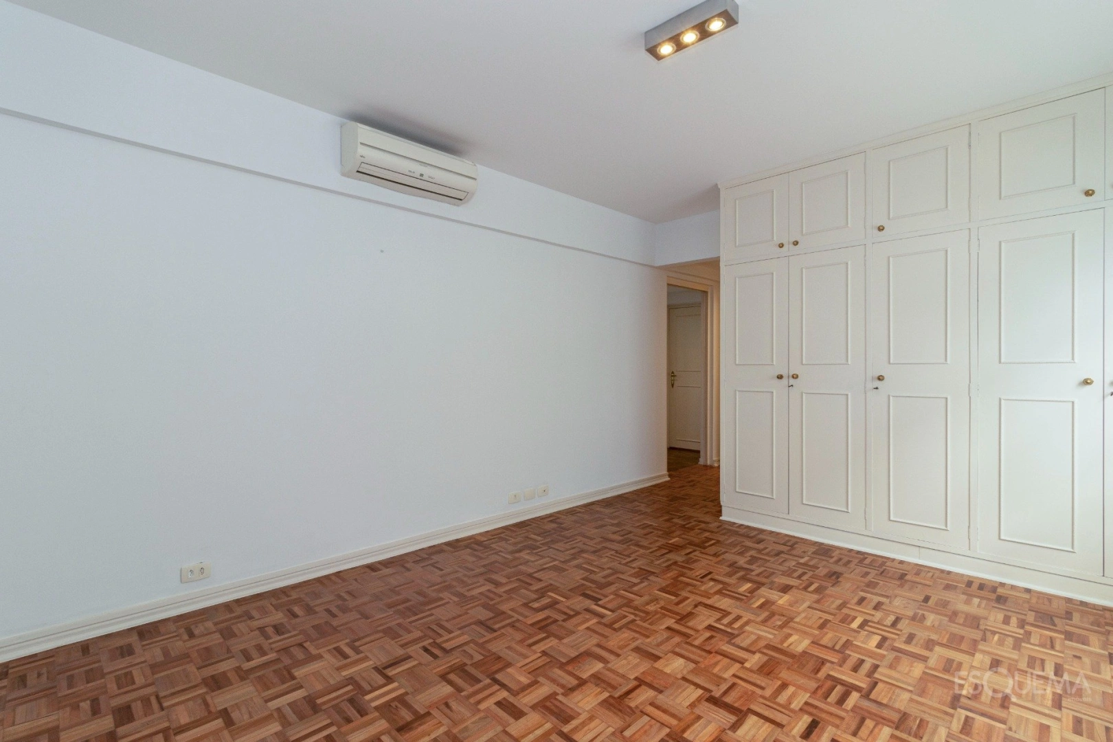 Apartamento espaçoso, com vista livre para o Jardim Europa - Imagem 4