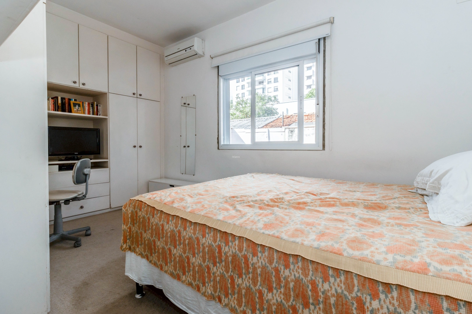 Casa, em rua tranquila, próxima ao Parque Ibirapuera - Imagem 8