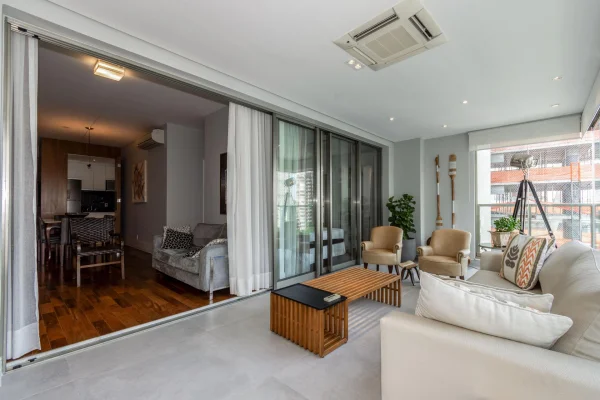 Apartamento para locação ao lado do Parque do Povo