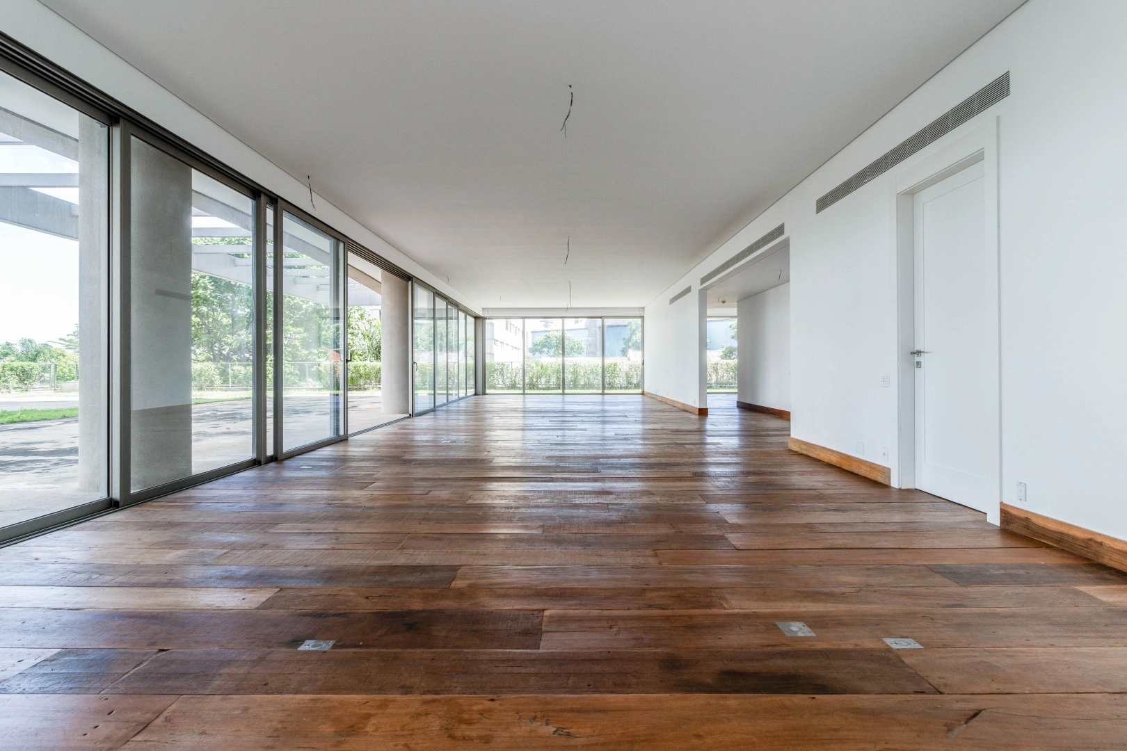 Apartamento garden, a poucos passos do Parque Ibirapuera - Imagem 1