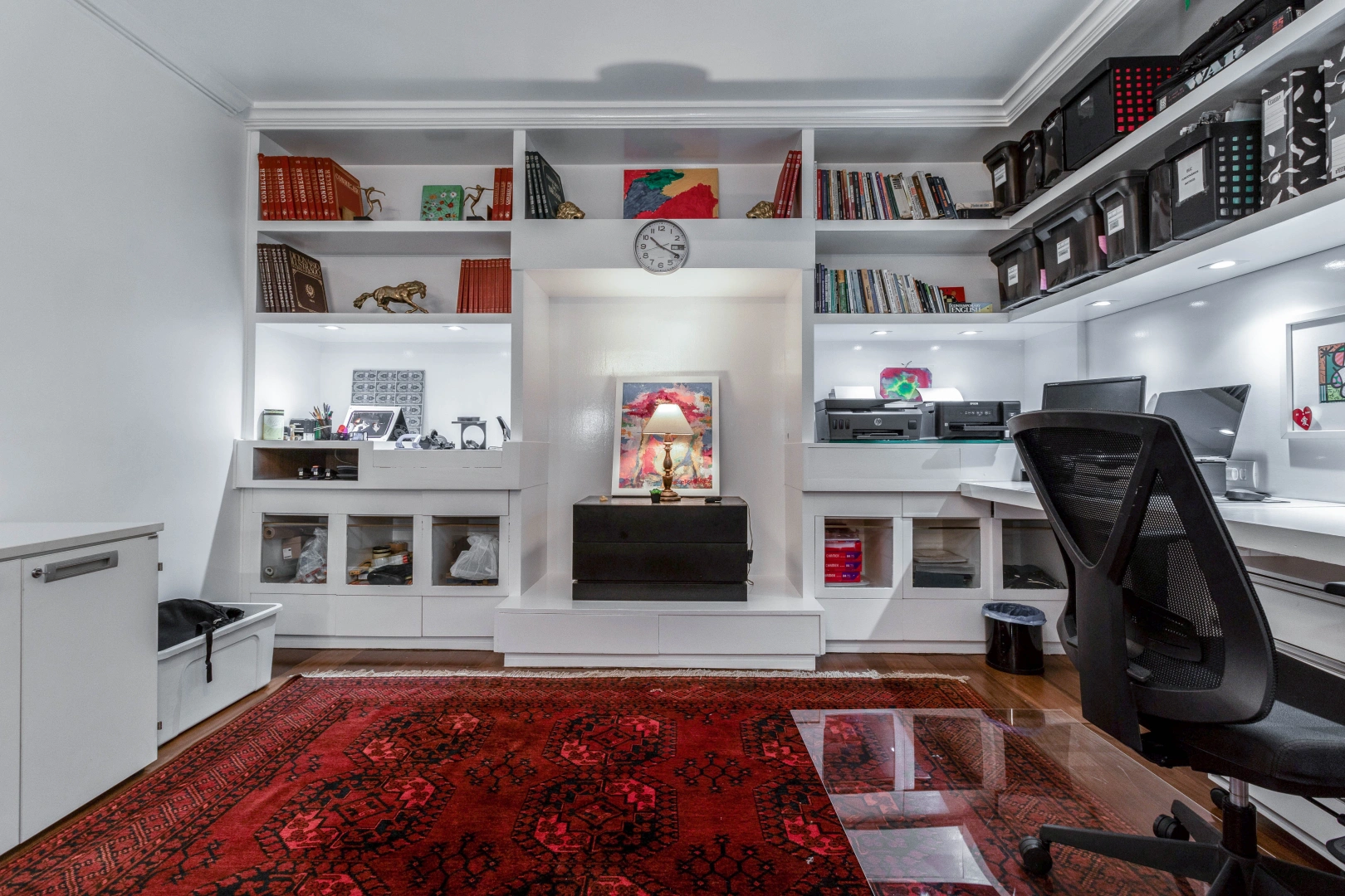 Casa semi térrea, com estilo clássico - Imagem 15