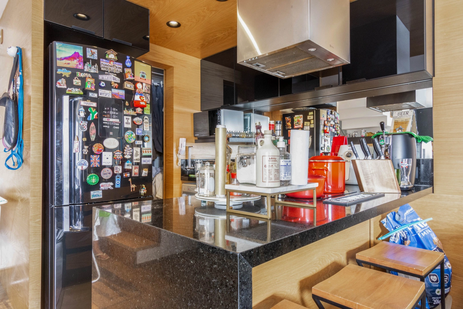 Apartamento duplex com reforma moderna - Imagem 9