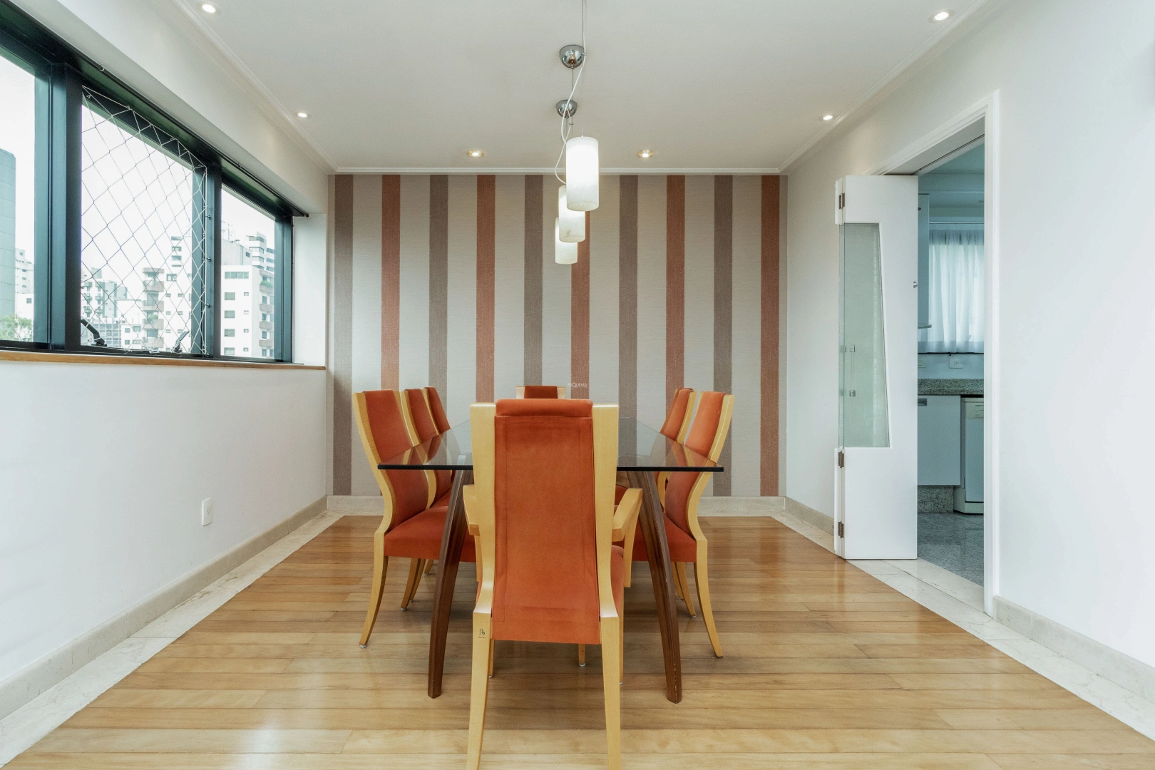 Apartamento com 4 dormitórios - Imagem 7