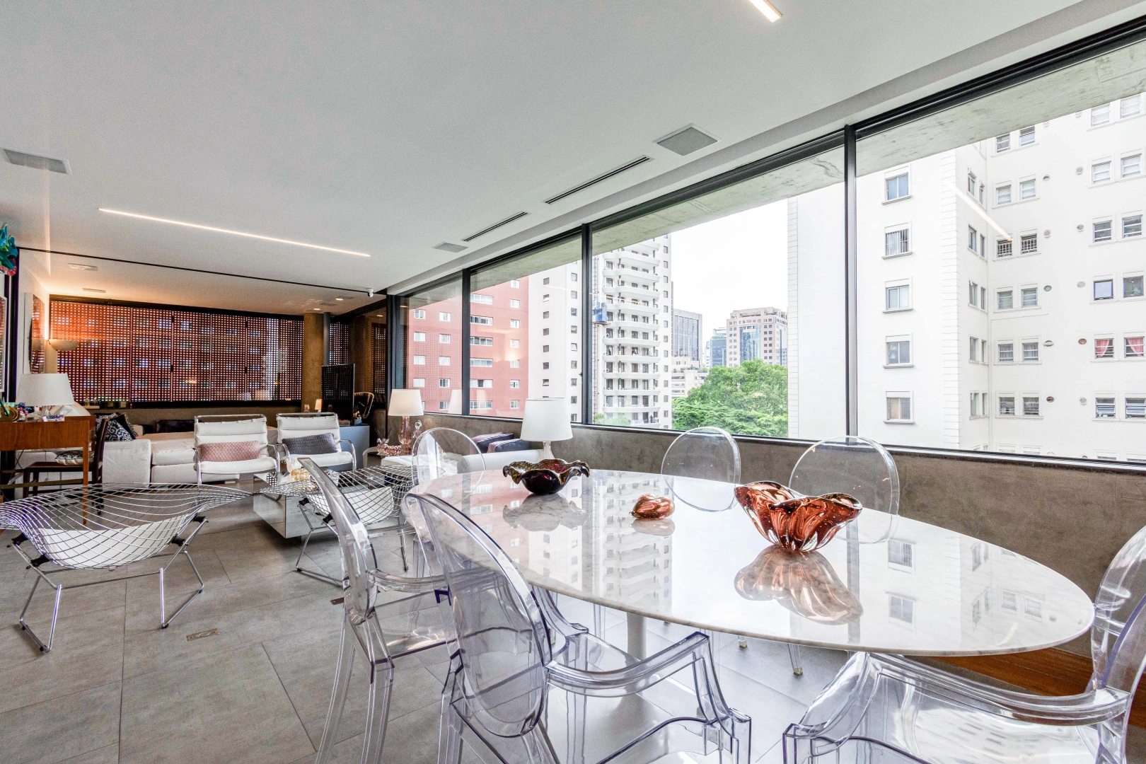 Apartamento em prédio assinado a passos do Parque do Povo - Imagem 4