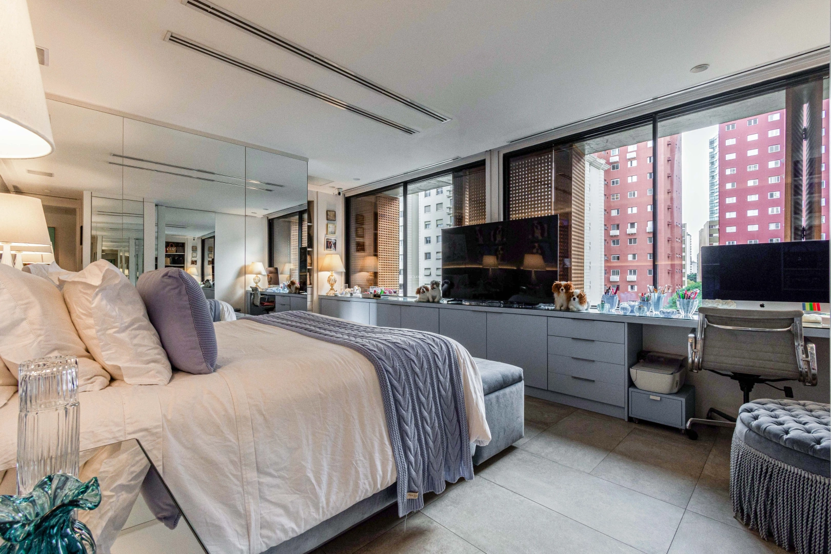 Apartamento em prédio assinado a passos do Parque do Povo - Imagem 9