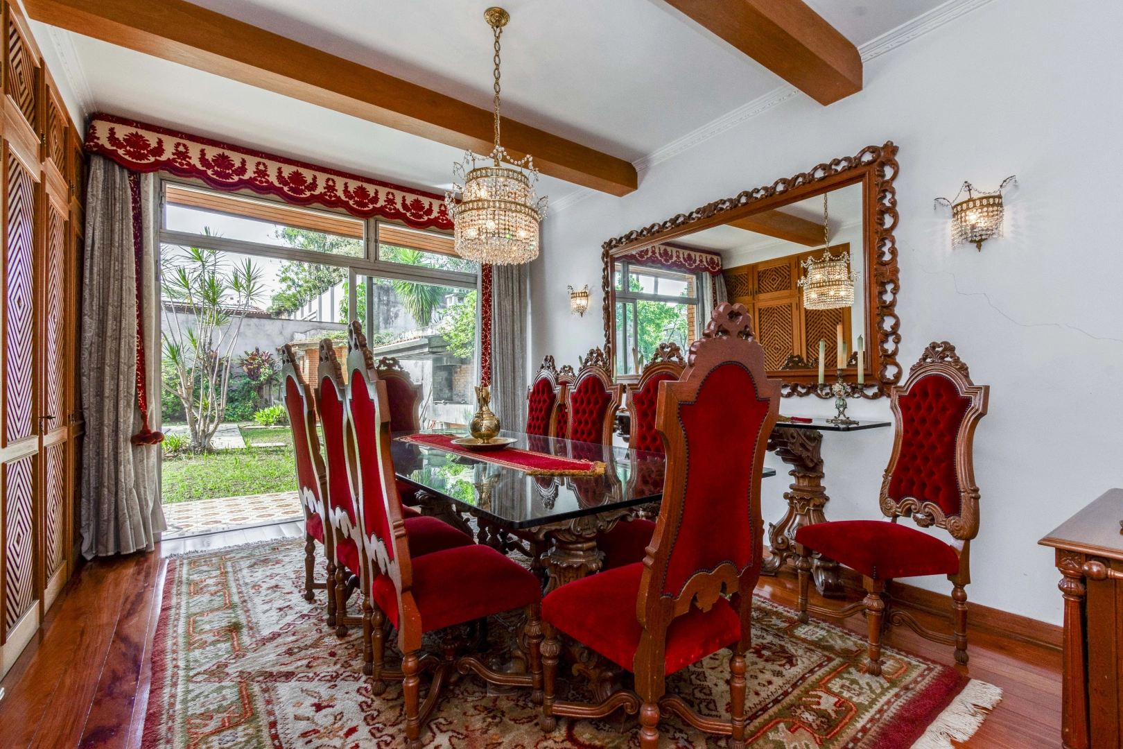 Casa ampla e confortável - Imagem 11