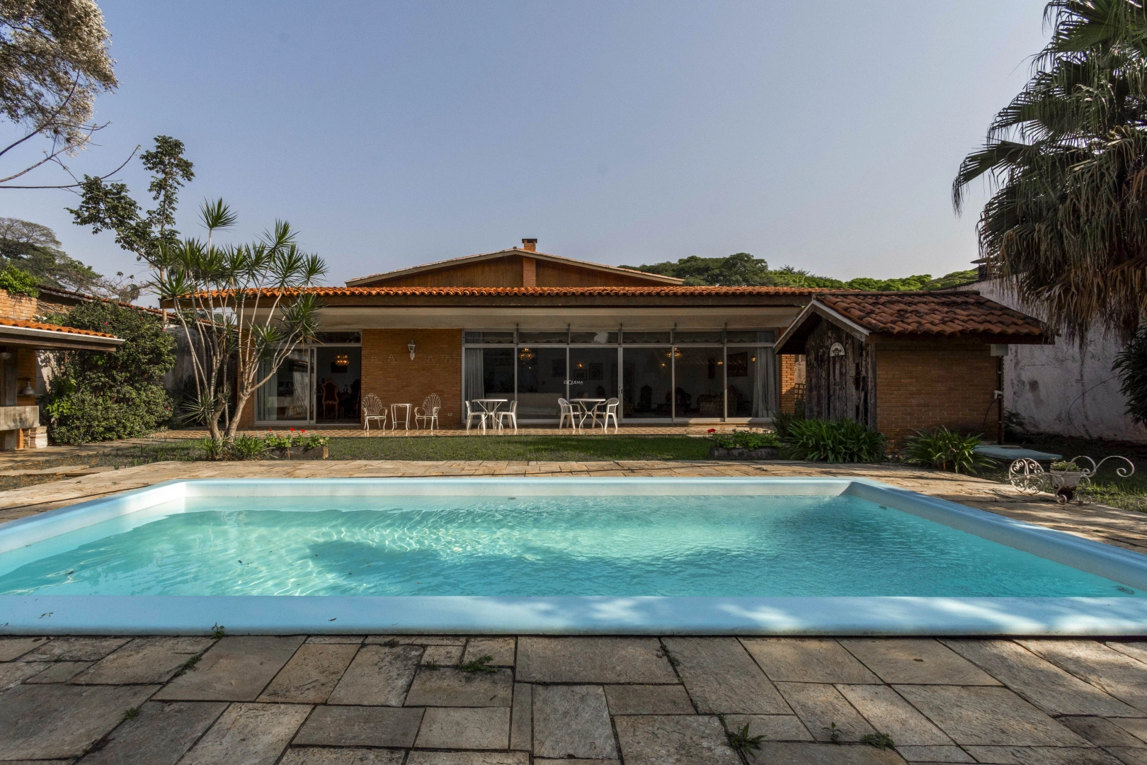 Casa ampla e confortável - Imagem 1
