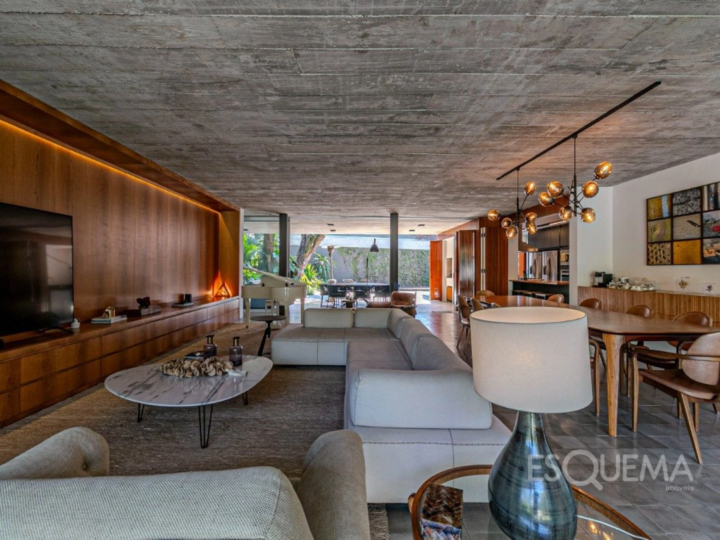 Casa com projeto contemporâneo, assinado por Felipe Hess - Imagem 7