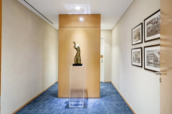 Conjunto comercial, com excelente espaço e infraestrutura