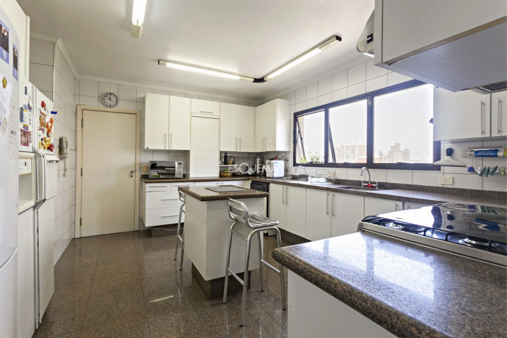 Excelente apartamento em condomínio com lazer e quadra de tênis. - Imagem 14