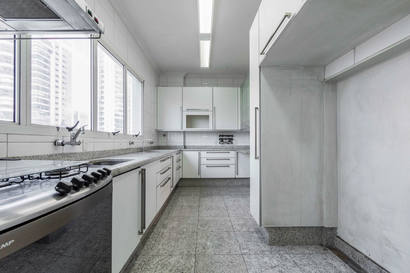 Apartamento em prédio exclusivo próximo ao Parque Ibirapuera - Imagem 7