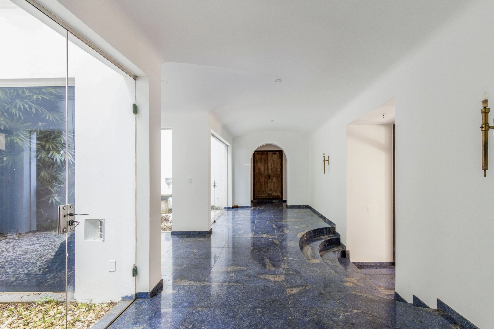 Casa com piscina em condomínio fechado - Imagem 13