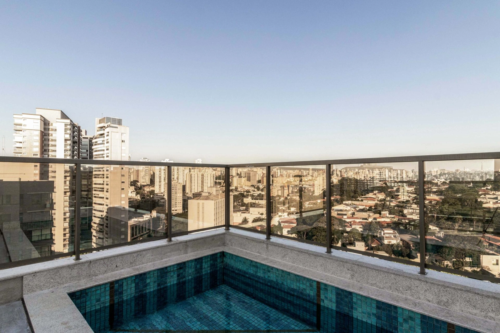 Cobertura duplex bem localizada - Imagem 4