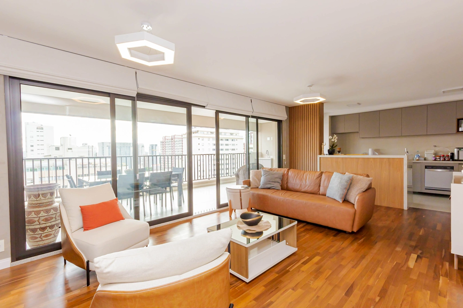 Apartamento reformado e pronto para morar - Imagem 1