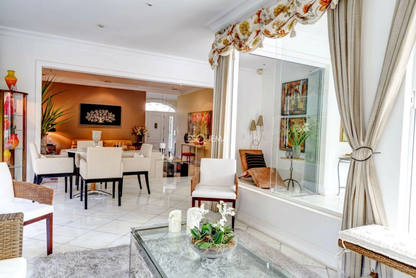 Casa em condomínio cobiçado - Imagem 12