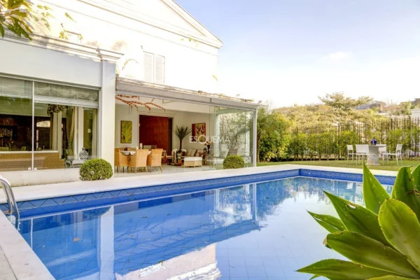 Casa em condomínio cobiçado