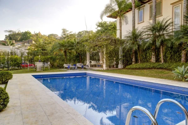 Casa em condomínio cobiçado