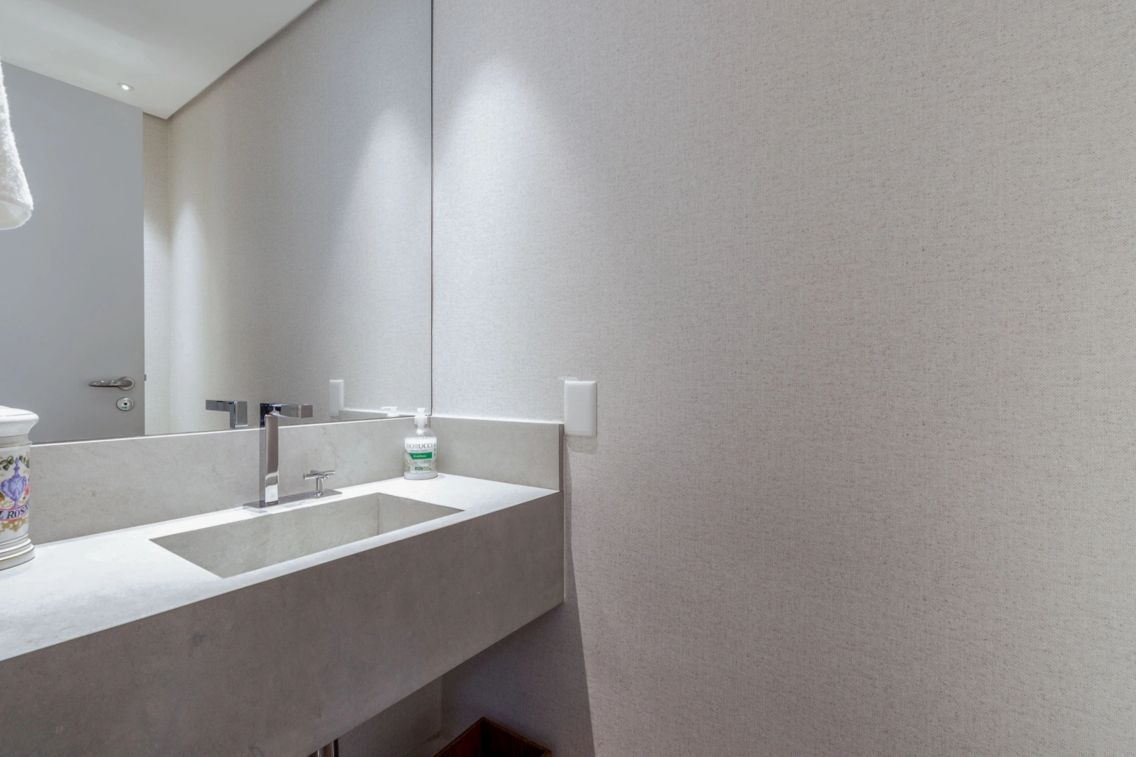 Duplex próximo ao Parque do Povo, em condomínio com quadra de tênis - Imagem 7