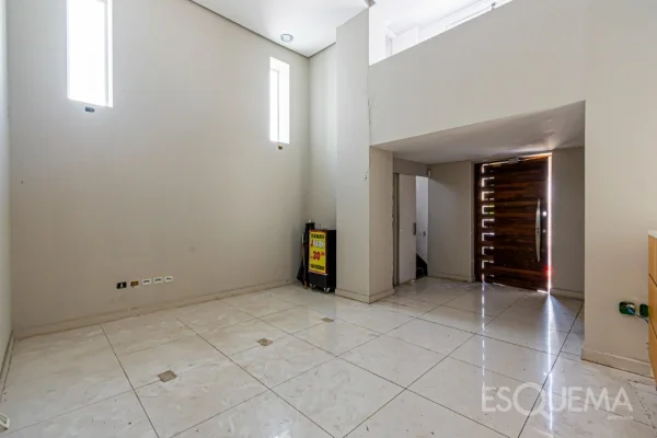 Casa comercial próxima ao Parque Ibirapuera
