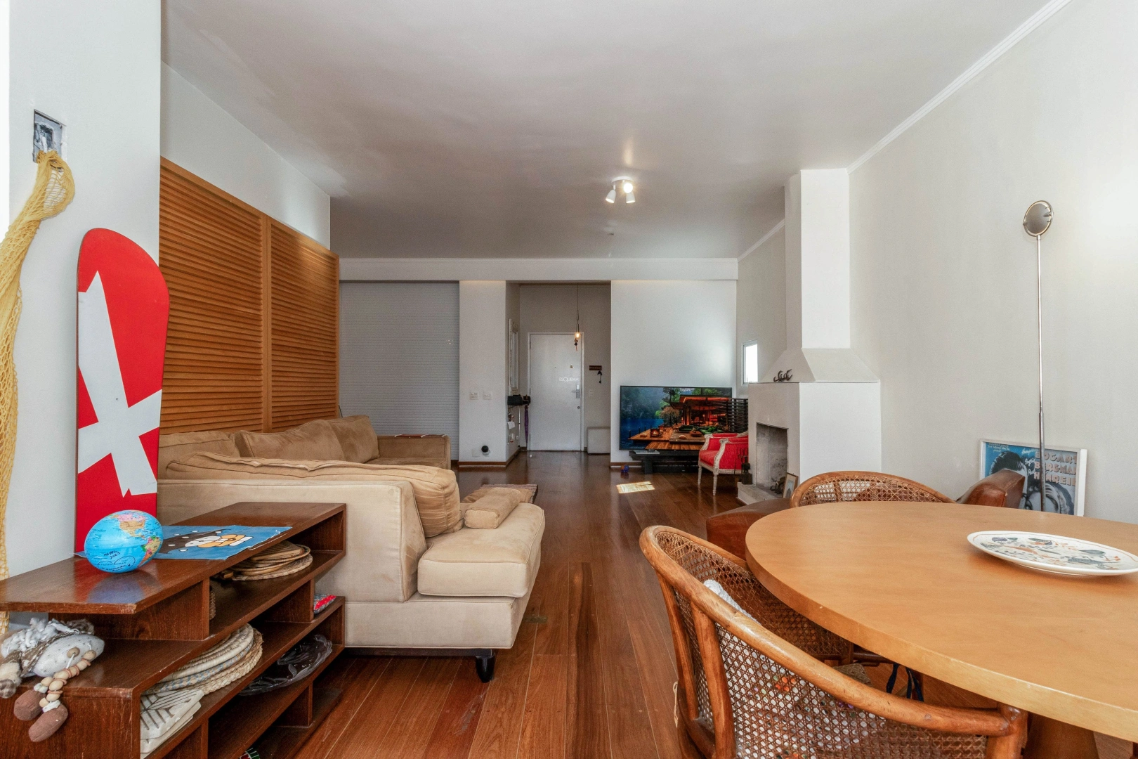 Apartamento reformado e com living  amplo, proximo da Rua Artur de Azevedo - Imagem 4
