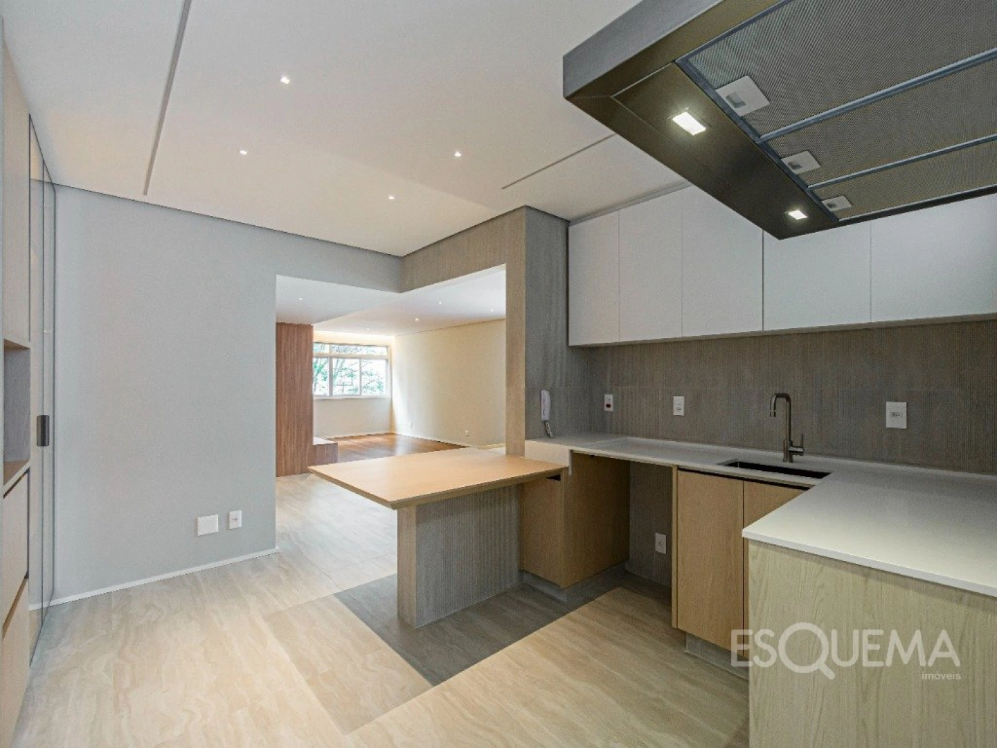 Apartamento totalmente reformado no Jardim América - Imagem 9