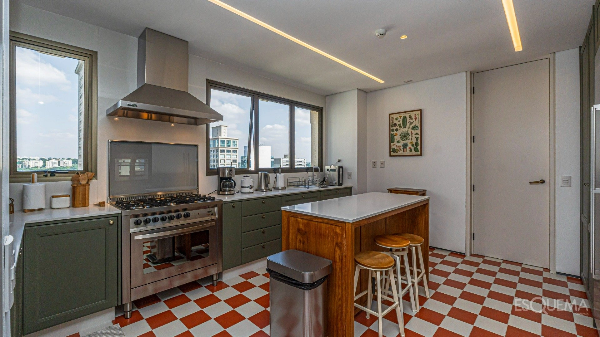 Apartamento reformado com projeto Triplex em frente ao Clube Pinheiros - Imagem 13