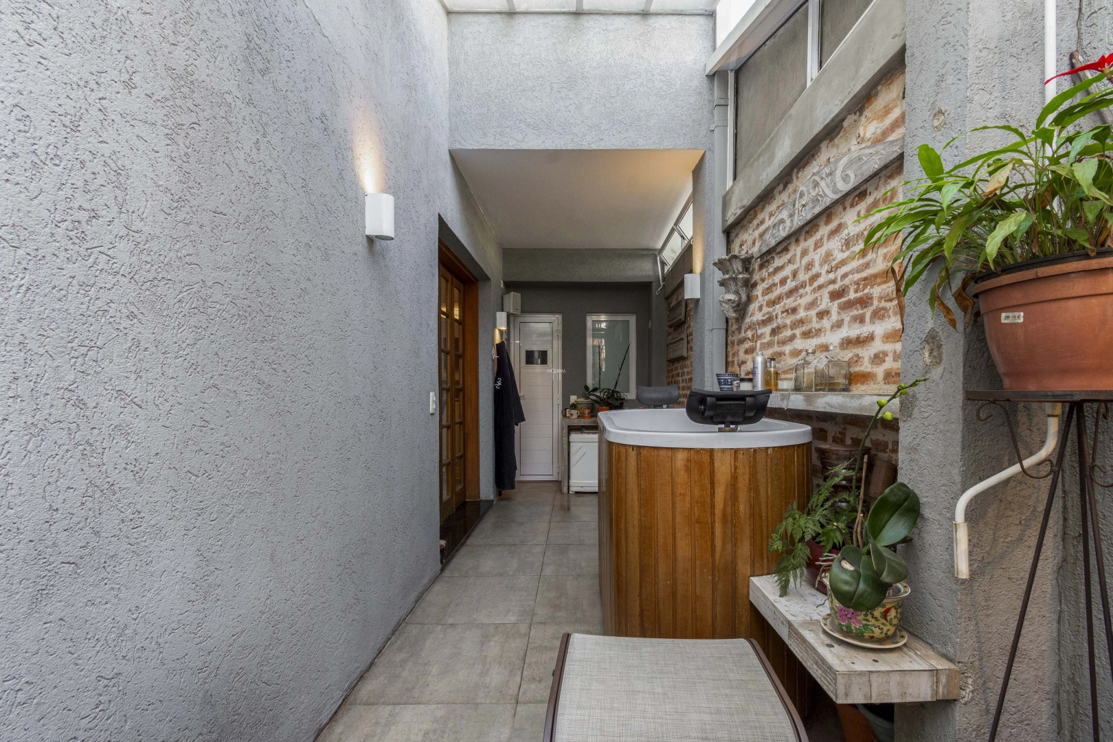 Casa bem localizada, a quadras do Parque Ibirapuera - Imagem 14