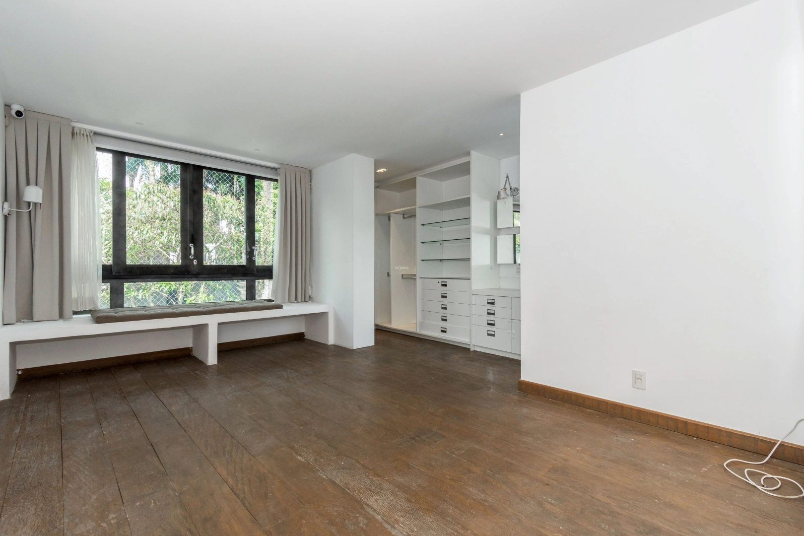 Casa impecável e bem localizada - Imagem 14