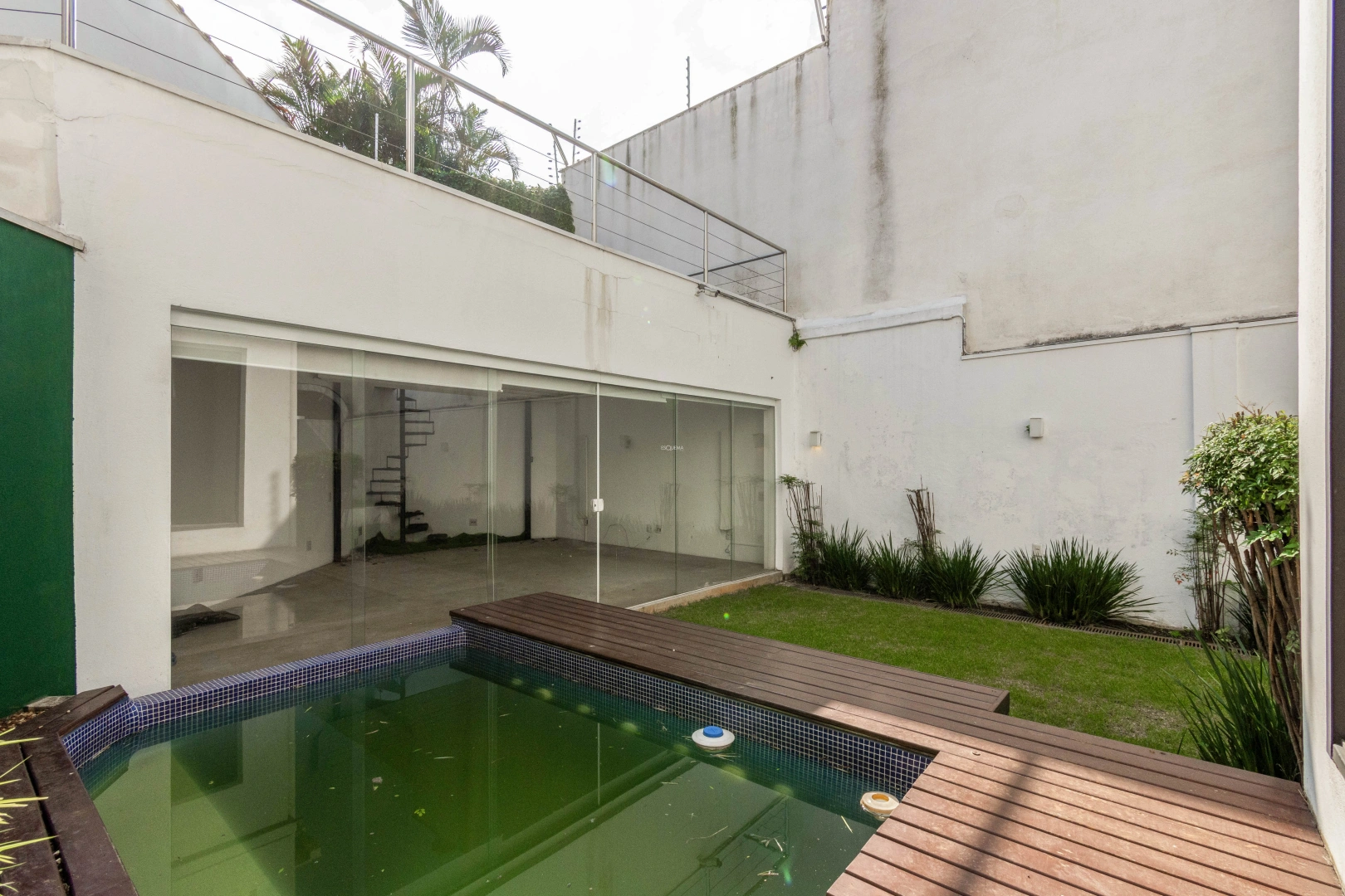 Casa impecável e bem localizada - Imagem 3