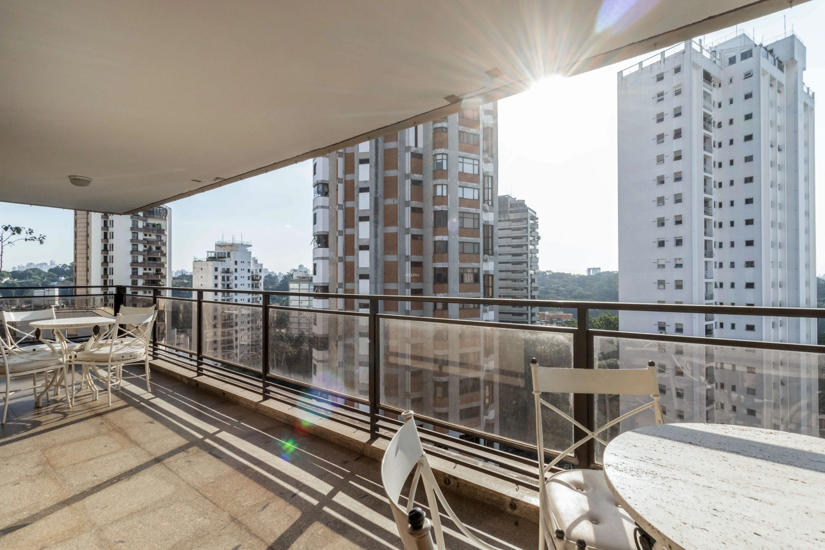 Apartamento com vista para a Praça Visconde de Cunha Bueno - Imagem 4