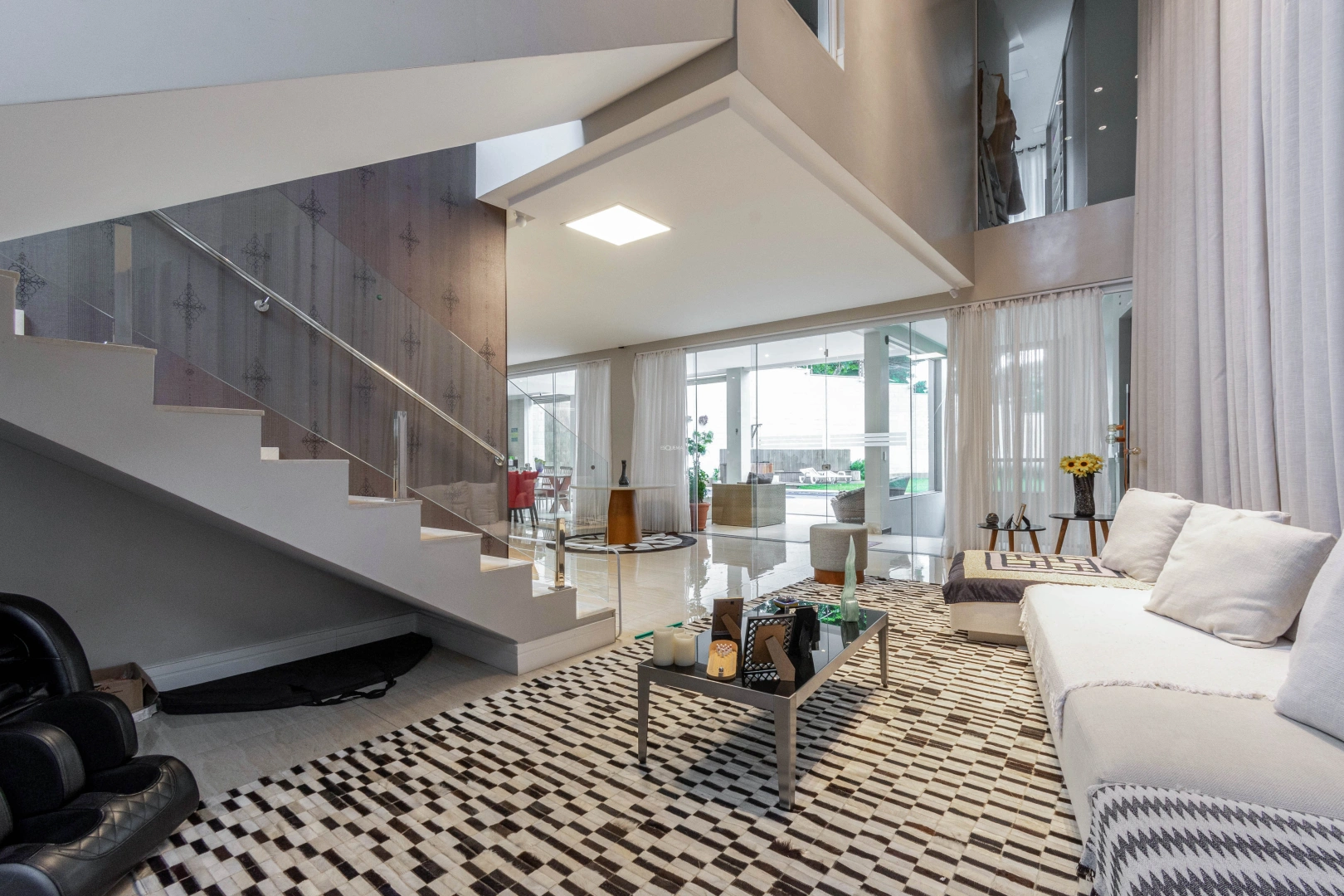 Casa recém reformada, em bairro privilegiado - Imagem 11
