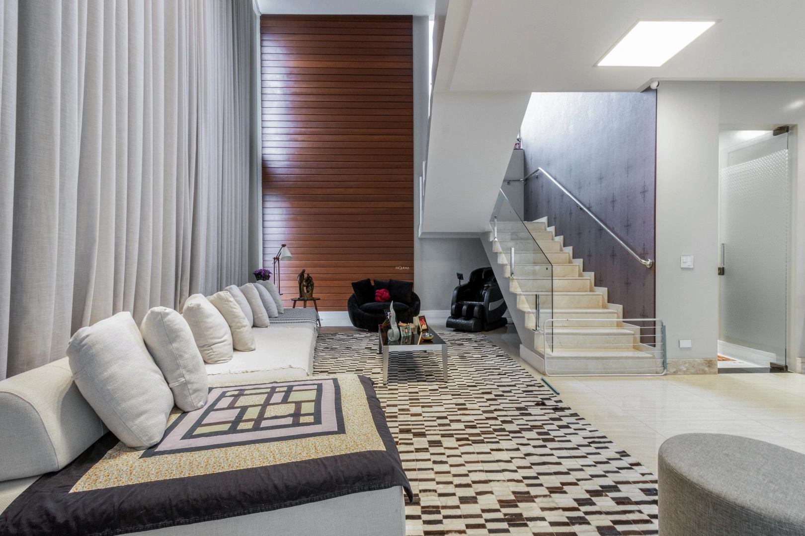 Casa recém reformada, em bairro privilegiado - Imagem 12