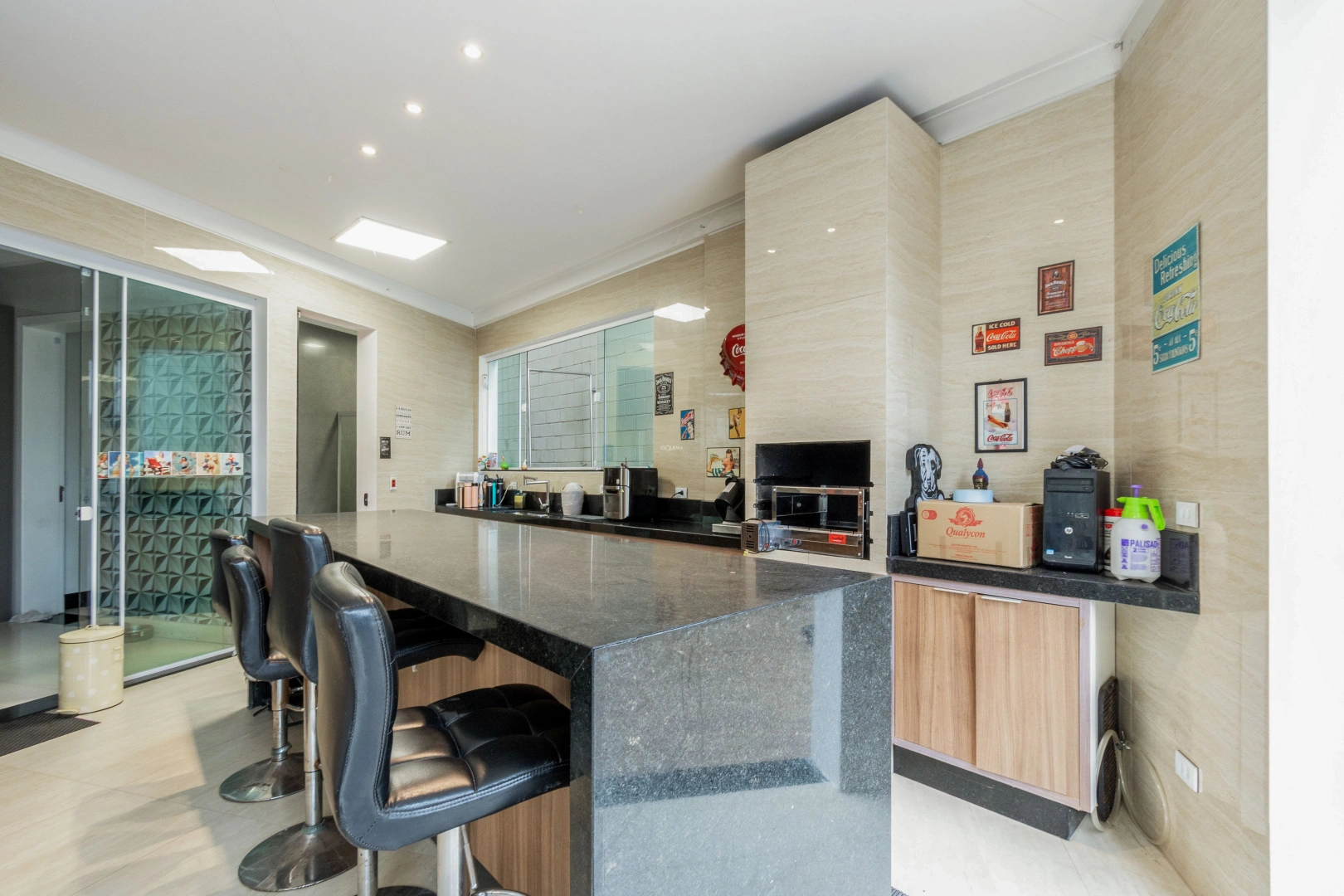 Casa recém reformada, em bairro privilegiado - Imagem 13
