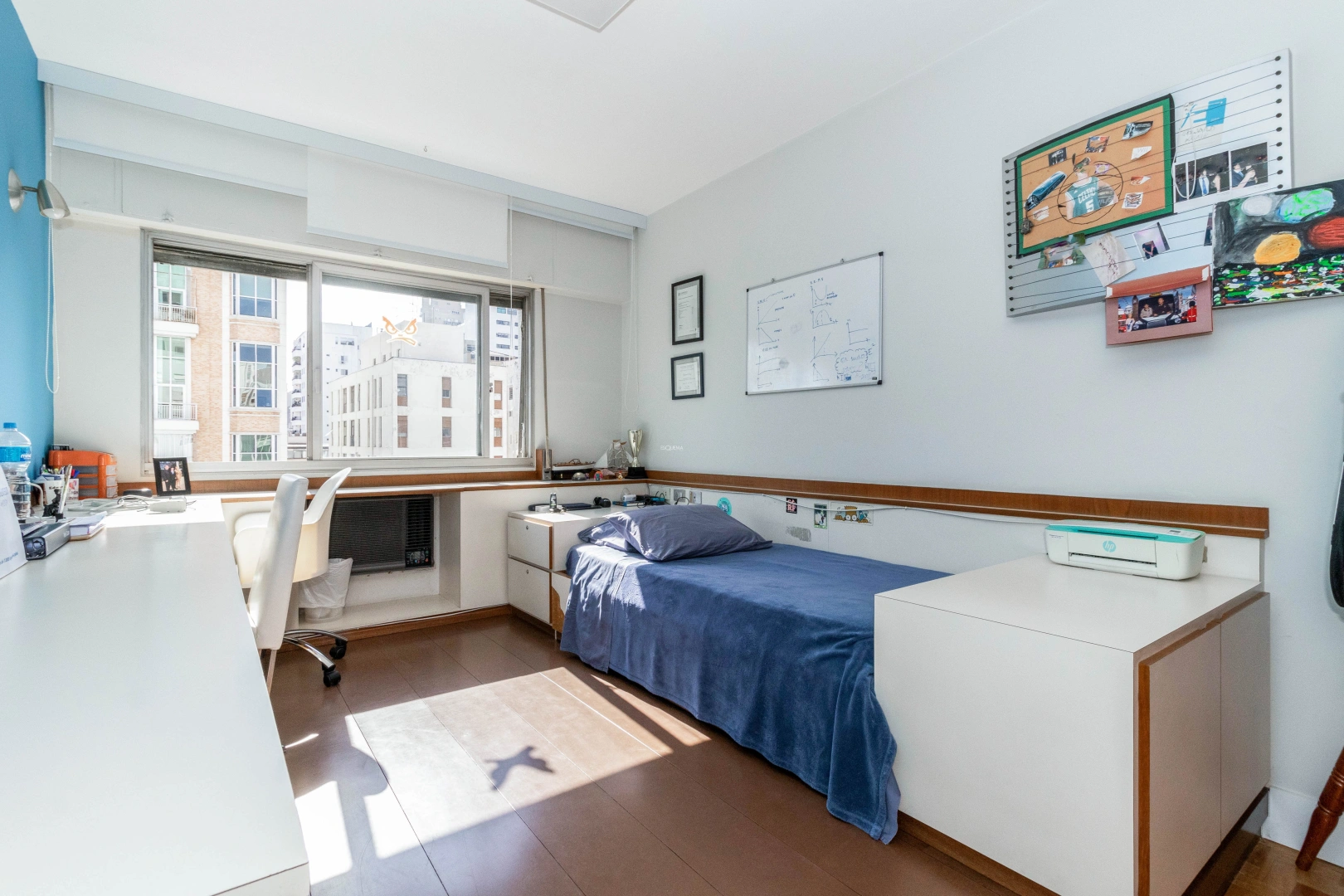 Apartamento com varanda espaçosa - Imagem 11