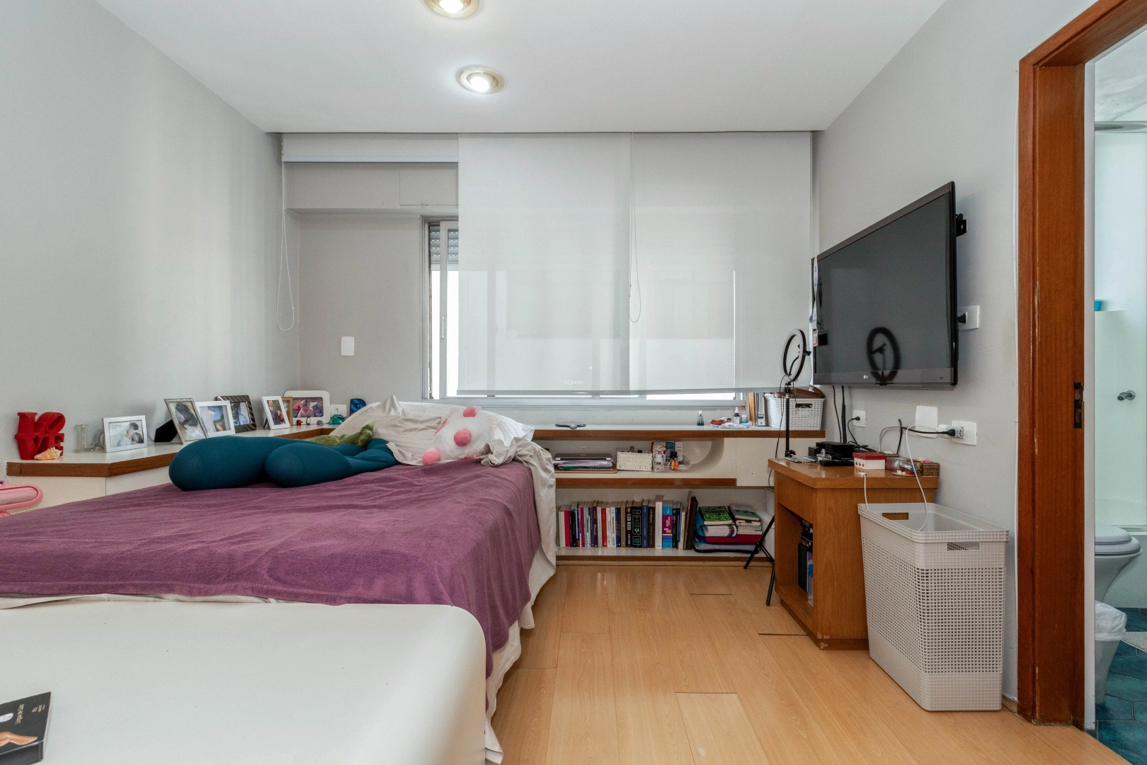 Apartamento com varanda espaçosa - Imagem 13