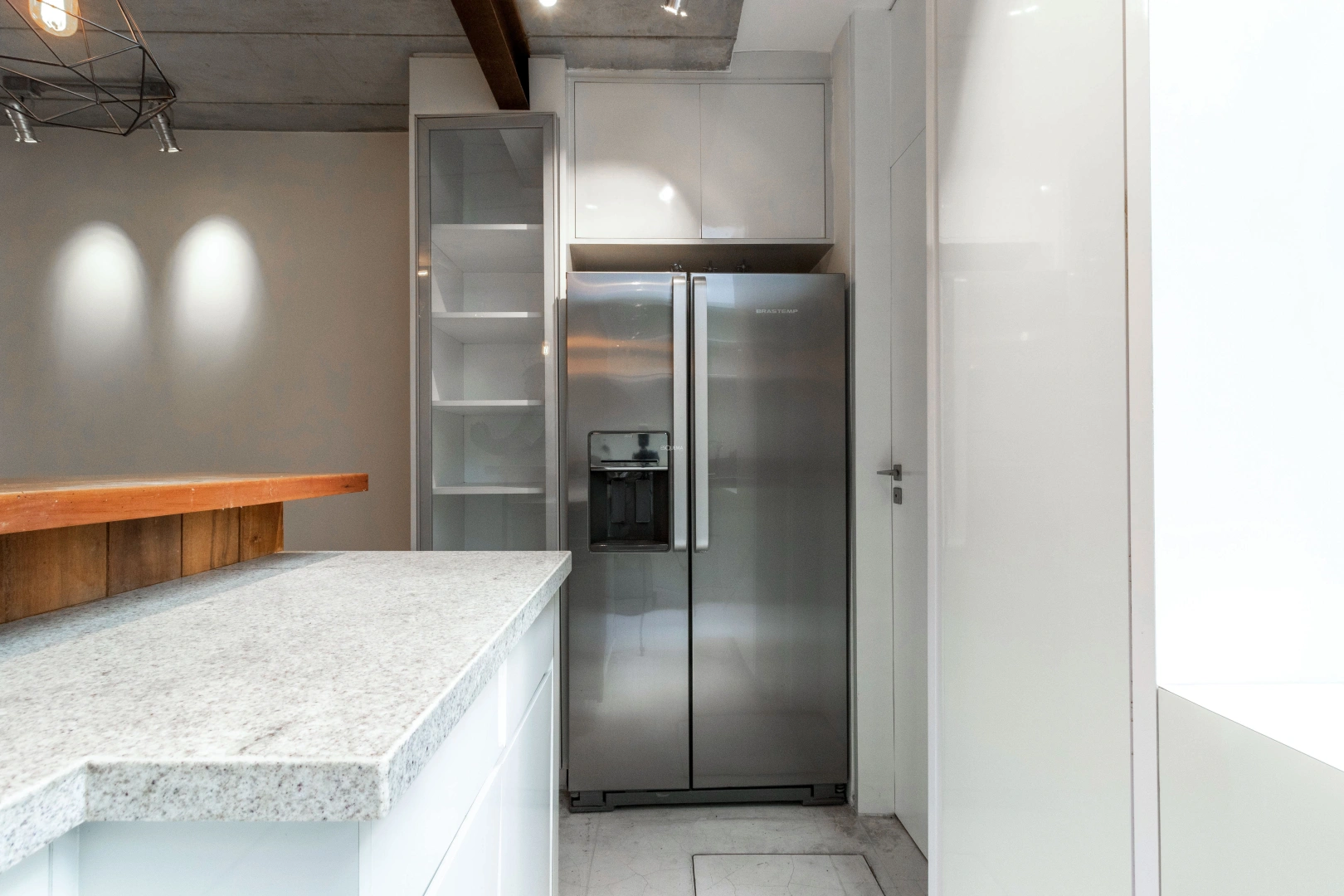 Casa de vila reformada com charme contemporâneo no Jardim Paulista - Imagem 13