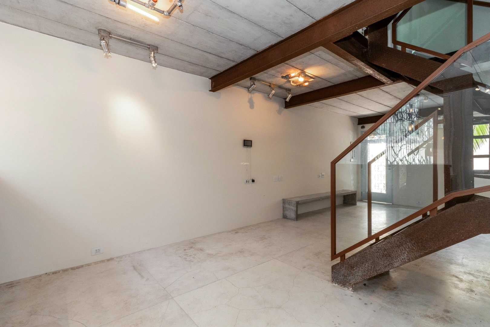 Casa de vila reformada com charme contemporâneo no Jardim Paulista - Imagem 4