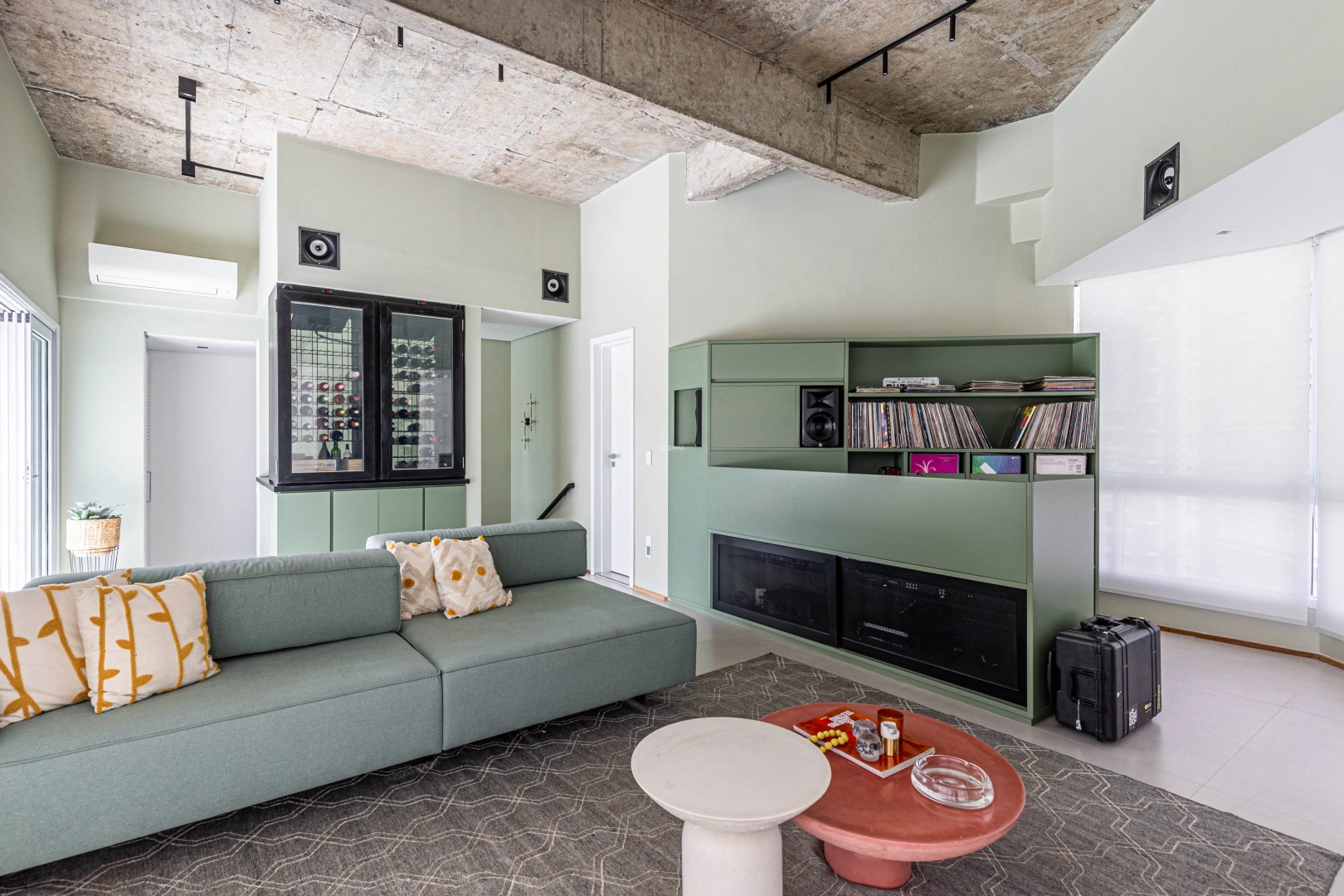 Cobertura duplex modernizada próxima ao Parque Ibirapuera - Imagem 10
