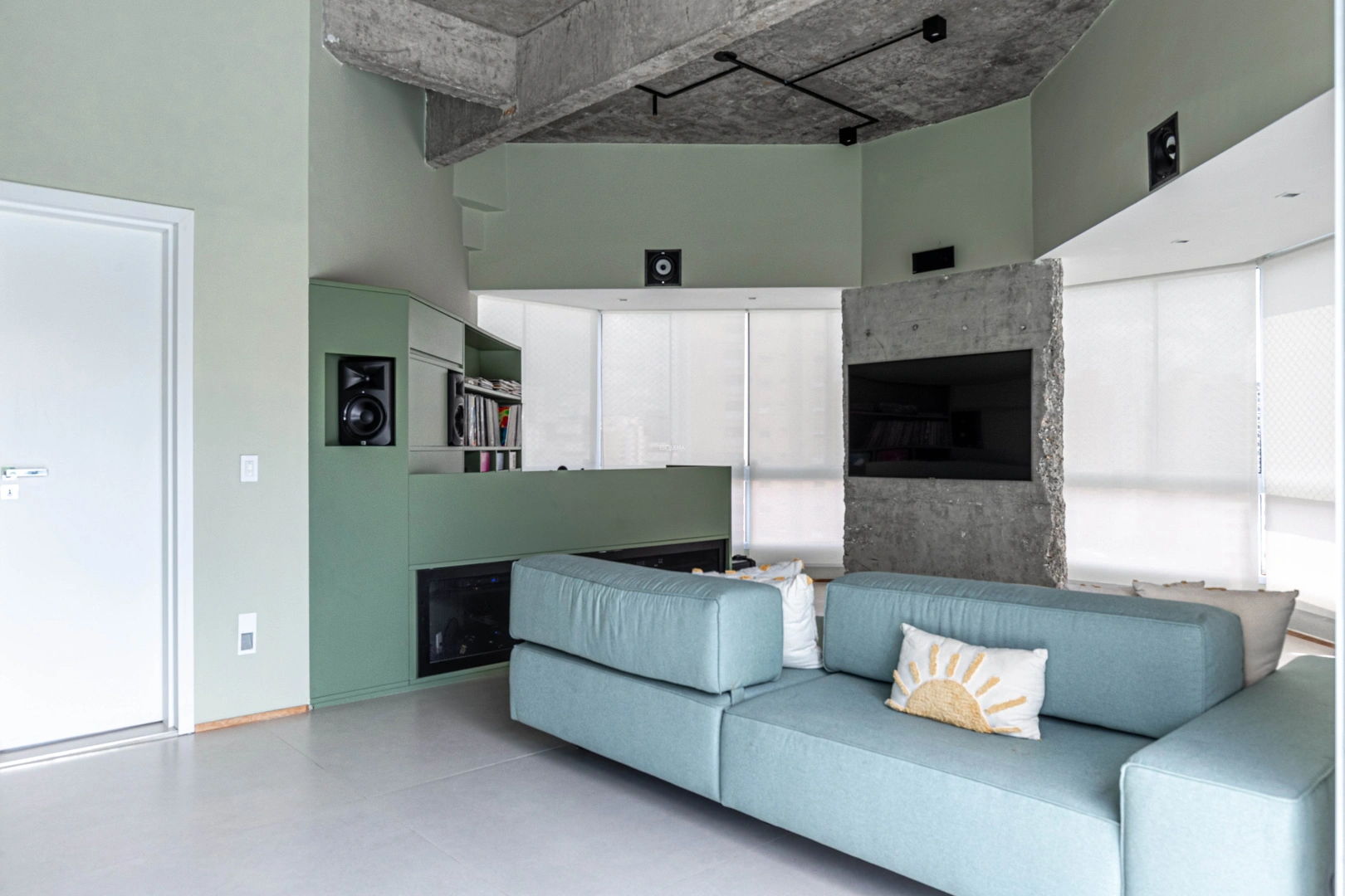 Cobertura duplex modernizada próxima ao Parque Ibirapuera - Imagem 15