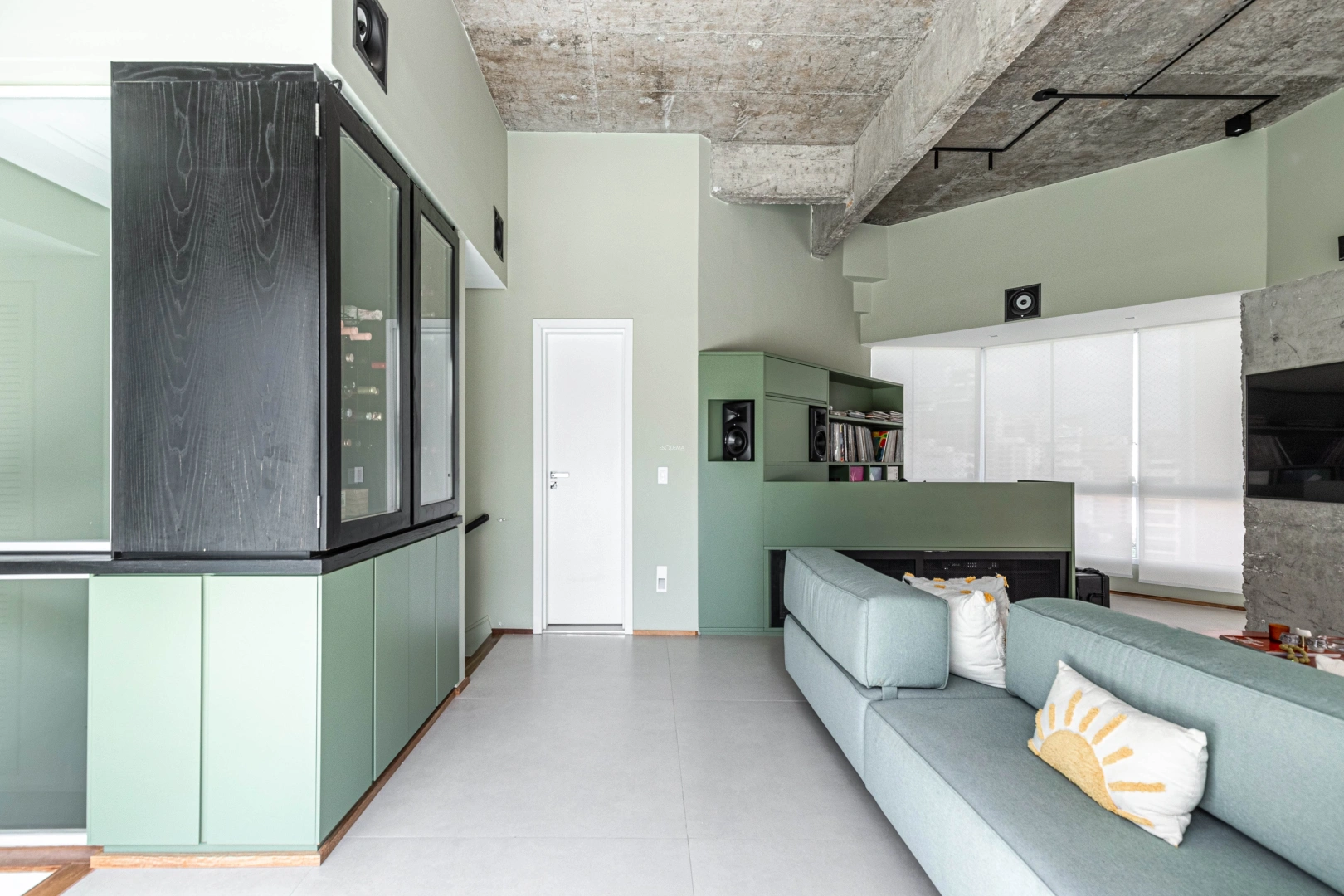 Cobertura duplex modernizada próxima ao Parque Ibirapuera - Imagem 9