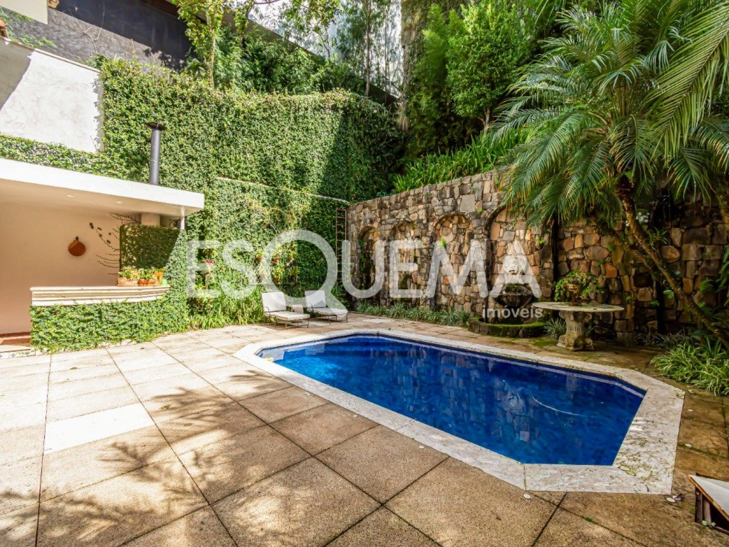 Casa no bairro Cidade Jardim com ares de campo - Imagem 14