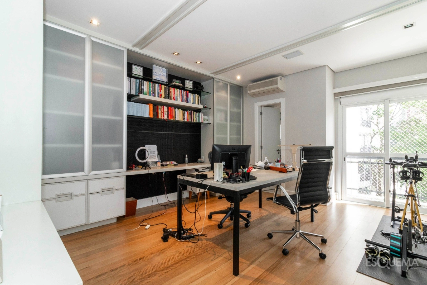 Apartamento com vista para a copa das árvores - Imagem 11