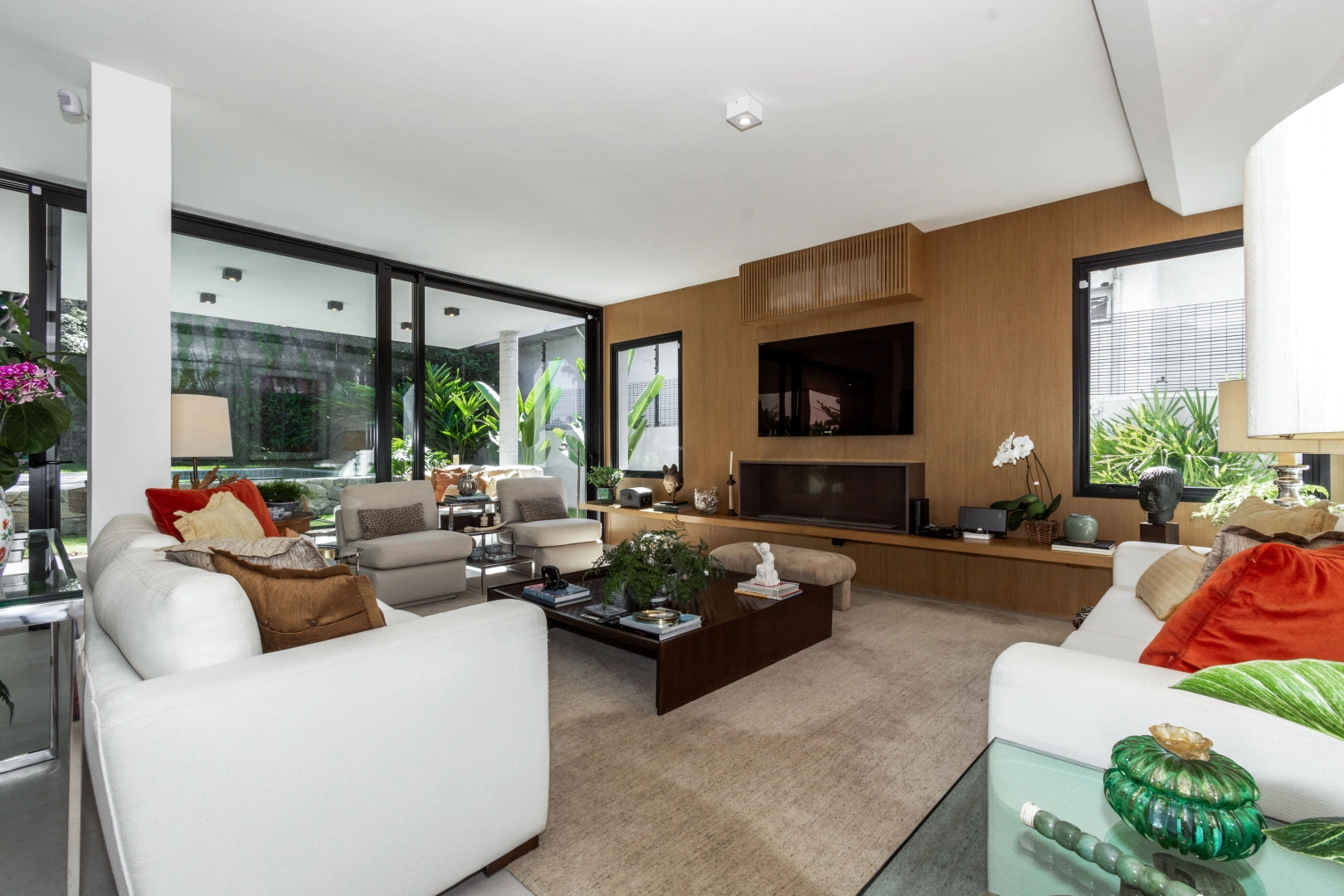 Casa ampla e reformada - Imagem 8