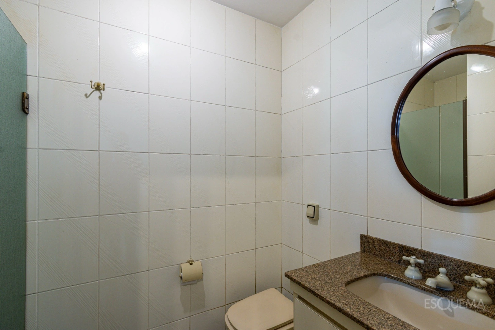 Apartamento modernizado com 4 suítes e 4 vagas - Imagem 11